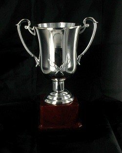 Srebrni Pokal Velik - Trofeja za Zmagovalce