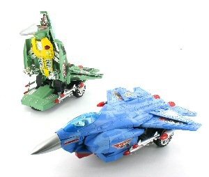 BUMP & GO F16 ROBOT - Transformatorsko reaktivno letalo