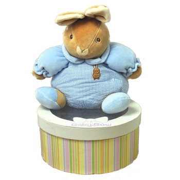 PLI&Scaron;ASTA IGRAČA BABY BOW V DARILNI &Scaron;KATLI - MODEL 2