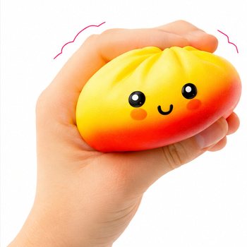 RAGE - LUCKY DUMPLINGS - Squishy Bun Dumplings VELIKI Vel. 8.5 x 8.5 x 4.8 cm - V ZASLONU (12 kos)