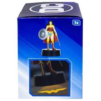 DC COMICS - WONDER WOMAN LED FIGURA - 11 CM (36 kos.)