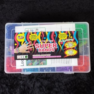 2.600 Super Bands / Loom elastike v veliki škatli (Set 6 kosov)