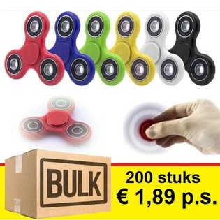 *** VELEPRODAJNA PONUDBA *** FIDGET SPINNERJI (200 kos)