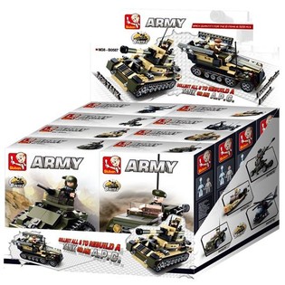 Sluban Vojaški tank ali oklepnik APC 8-v-1 M38-B0587 (1 Display / 8 kosov)