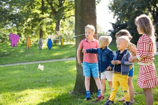 BS BUITENSPEEL &ndash; LESENA IGRA METANJA &bdquo;ŽIVALSKE RITKE&ldquo; (2 kos)
